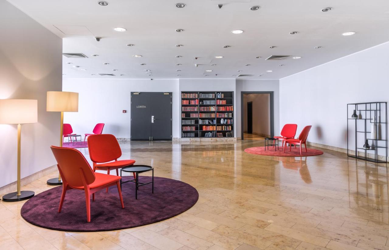 Vienna House By Wyndham Diplomat Prague Hotel Bagian luar foto