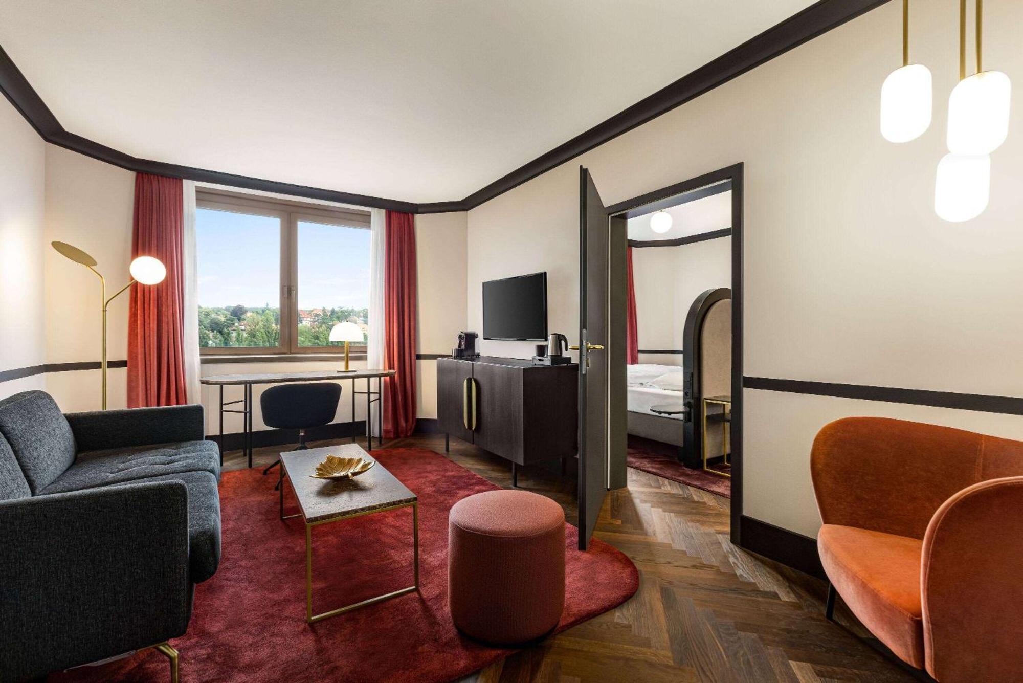 Vienna House By Wyndham Diplomat Prague Hotel Bagian luar foto